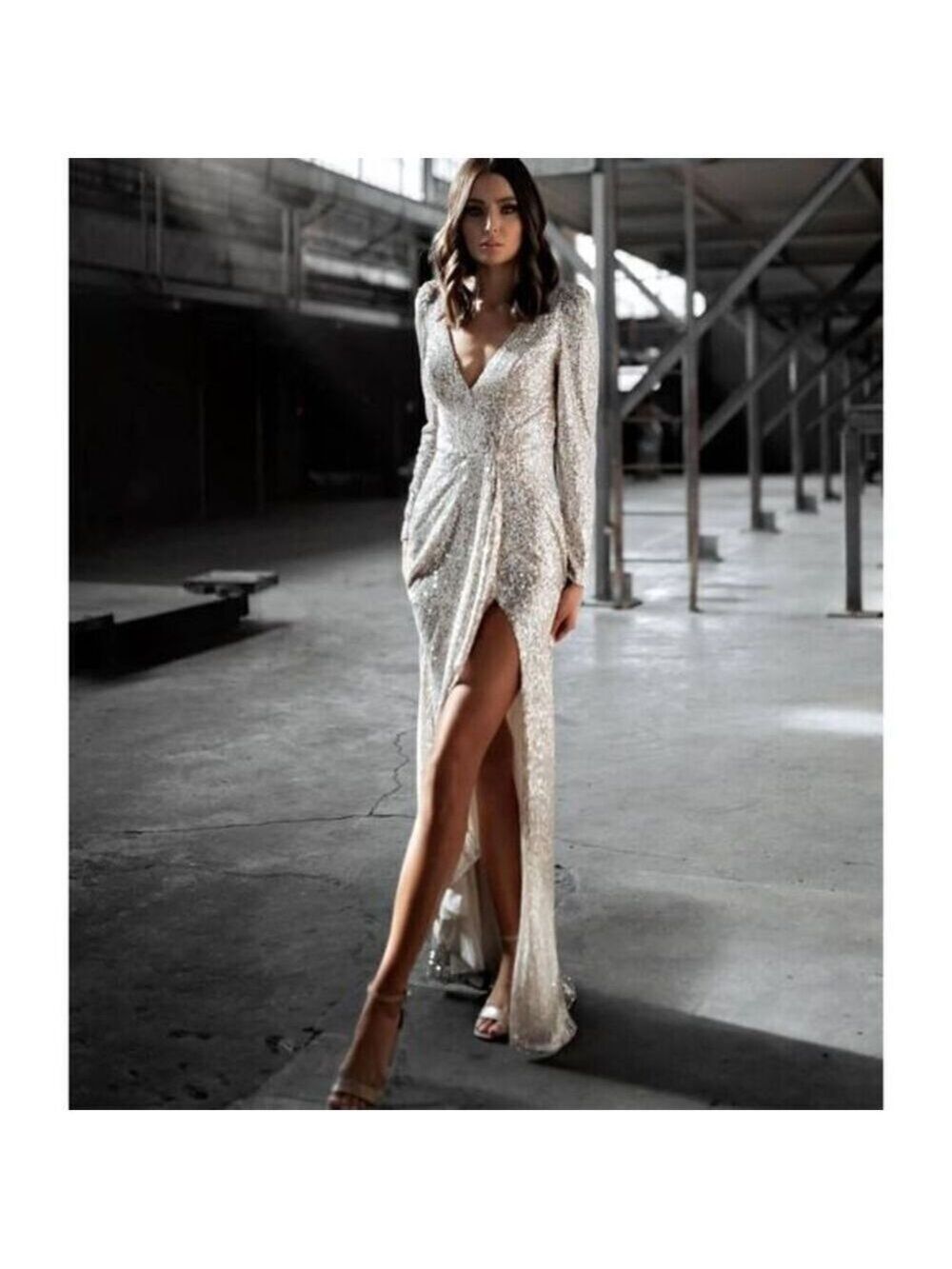 Mac Duggal SEQUINED LONG SLEEVE GOWN Sz 4